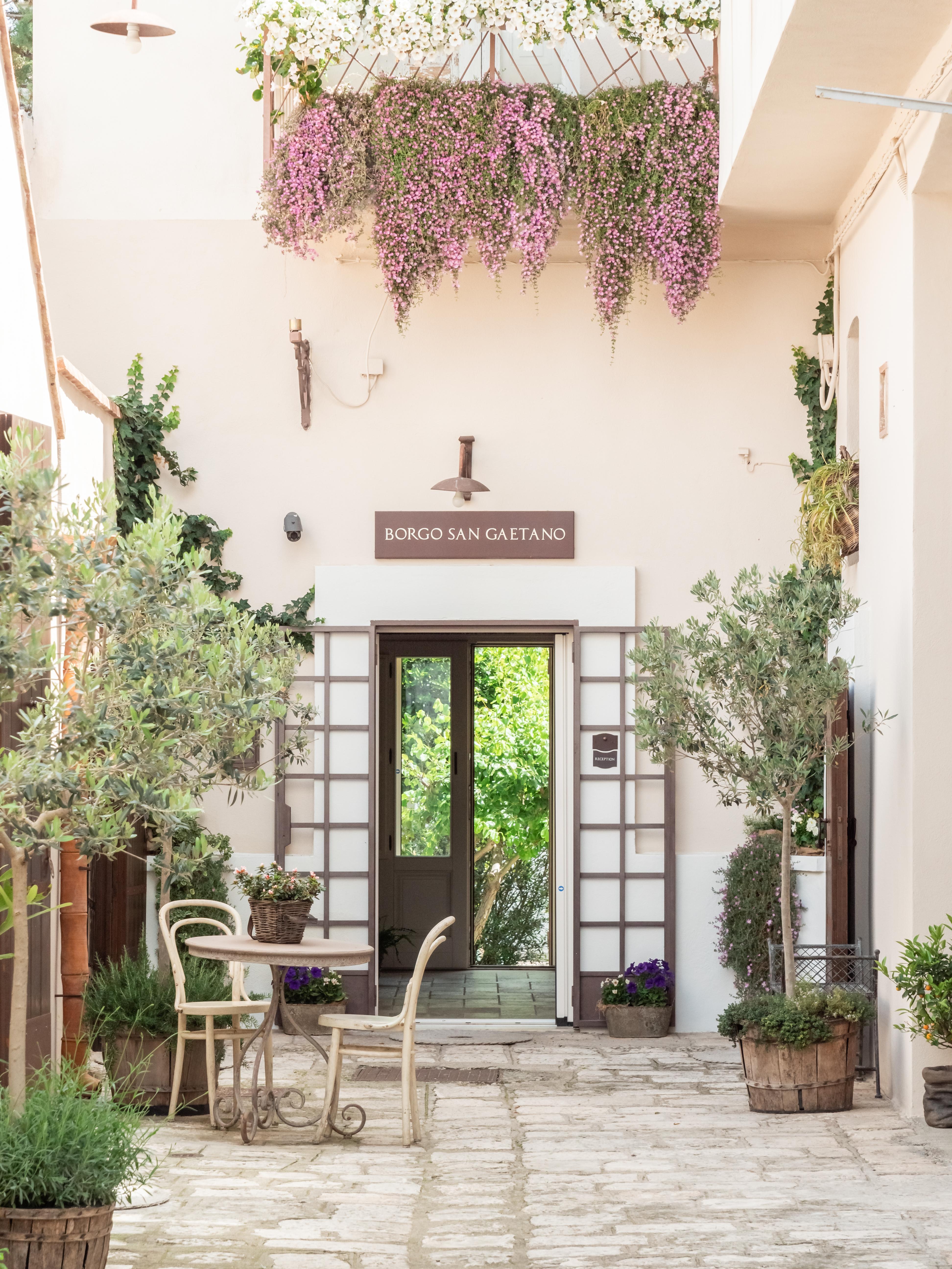 Borgo San Gaetano Bed & Breakfast 4*